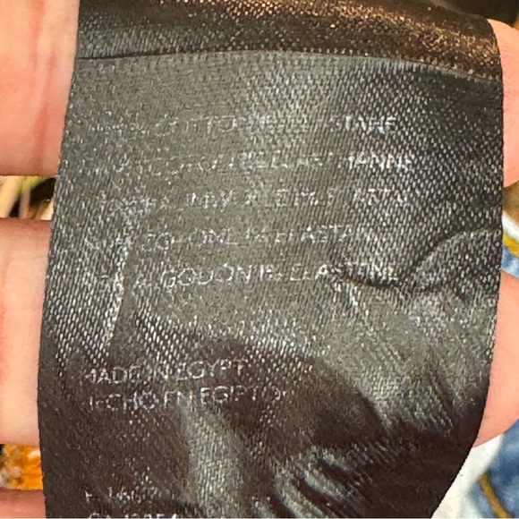 🥑5/$25 Urban Outfitters BDG Ultra High Rise Stretch Roll Hem Shorts Size 26 - Picture 5 of 5